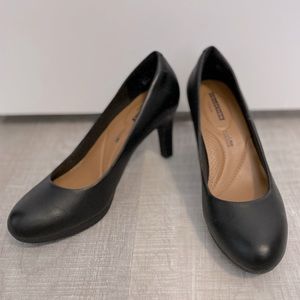 Collection by Clark’s black pumps